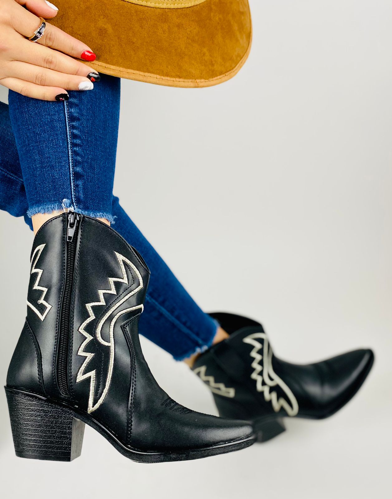 BOTA VAQUERA NACIONAL-808