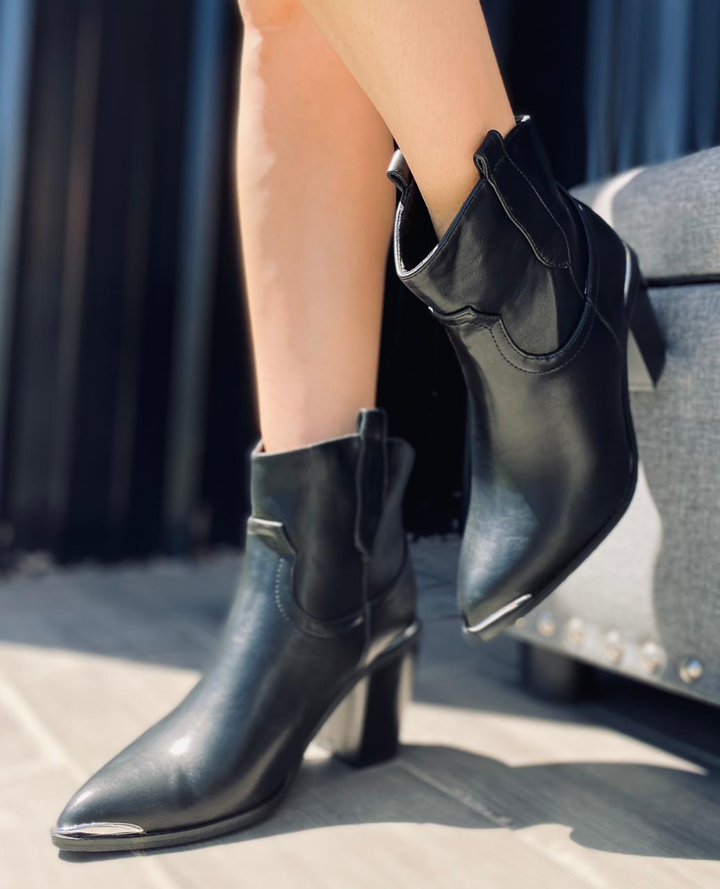 BOTA VAQUERA WEST-27