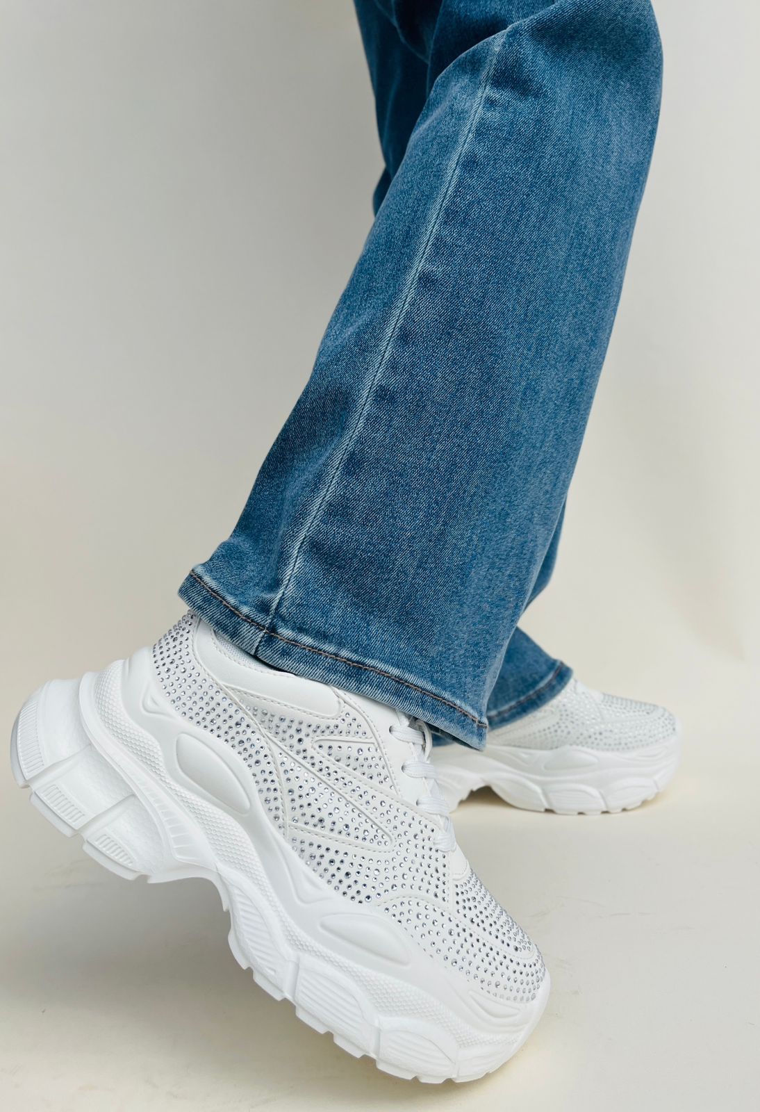 SNEAKERS RAIN