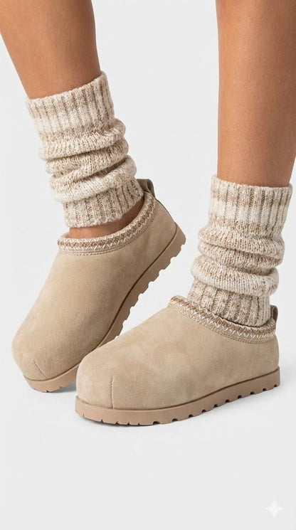 BOTA UGG LUMI-06