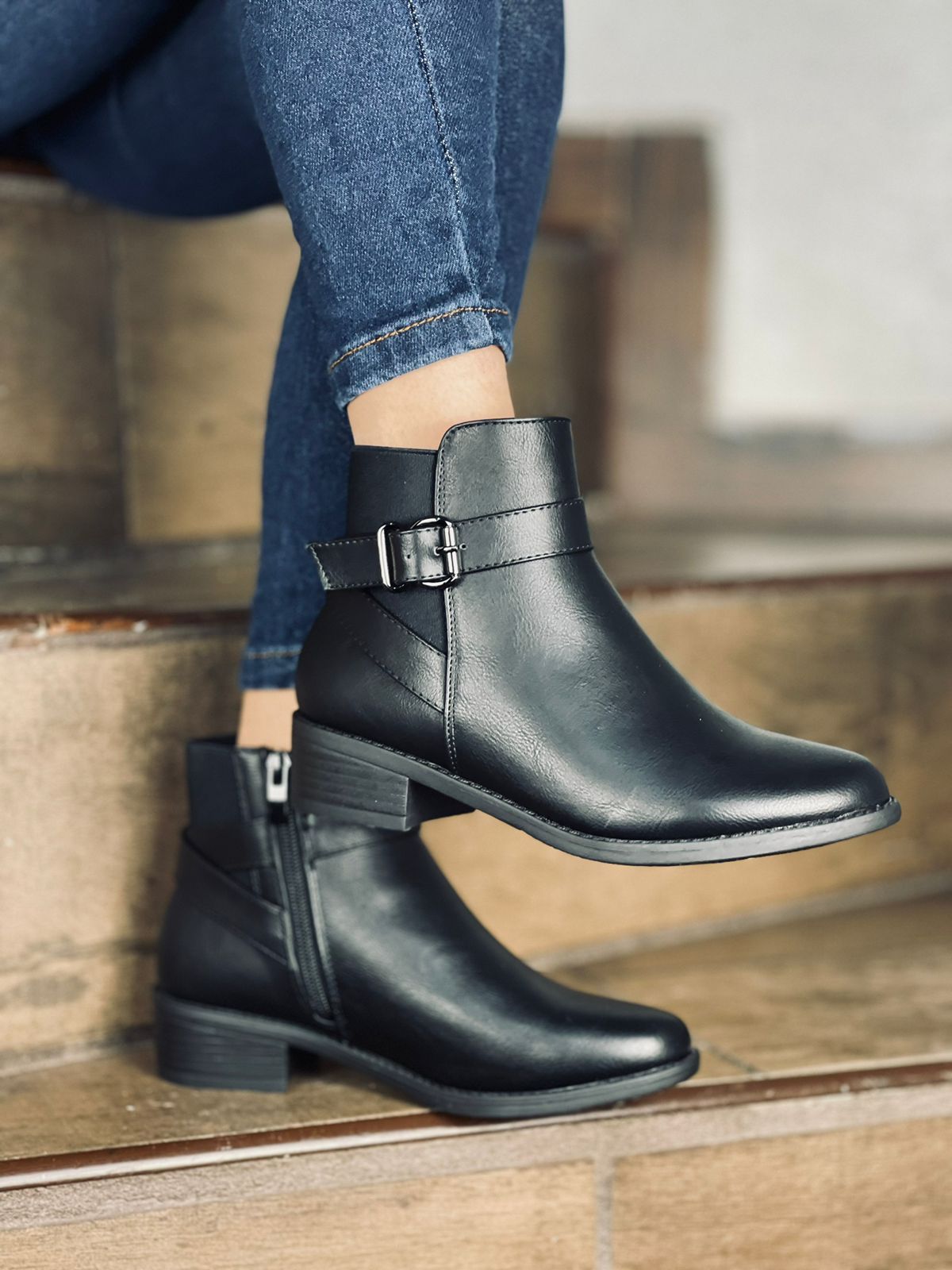 BOTIN ALANA-1