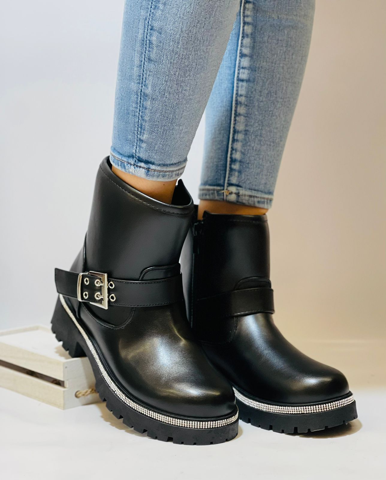 BOTA NILVA-2