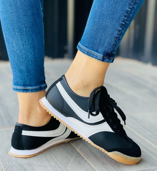 SNEAKERS NARA