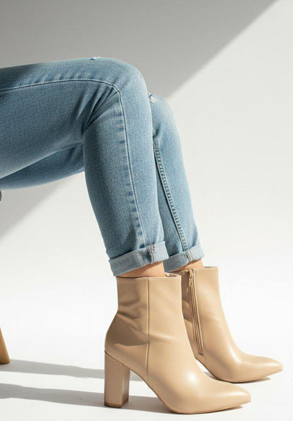 BOTIN SARA