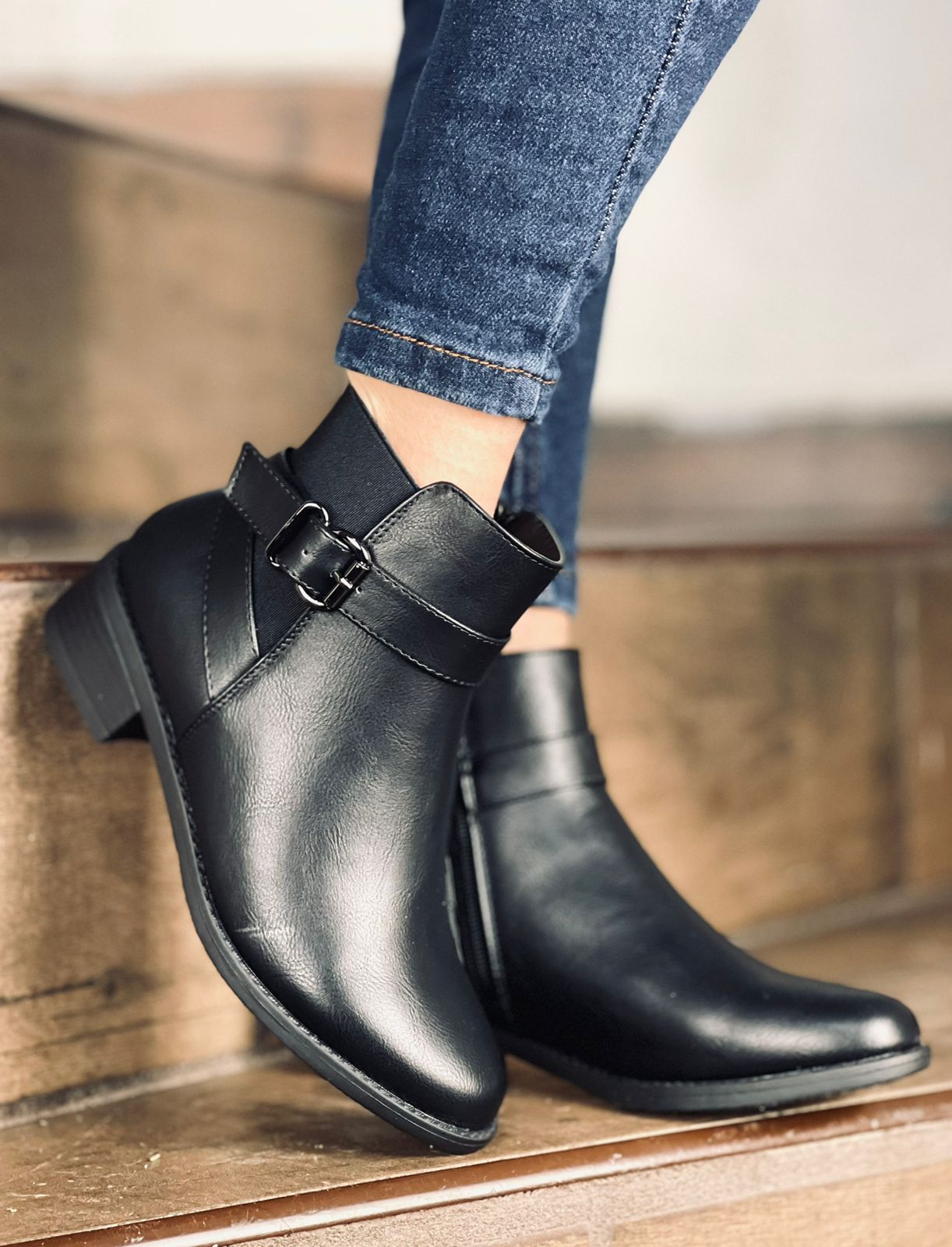 BOTIN ALANA-1